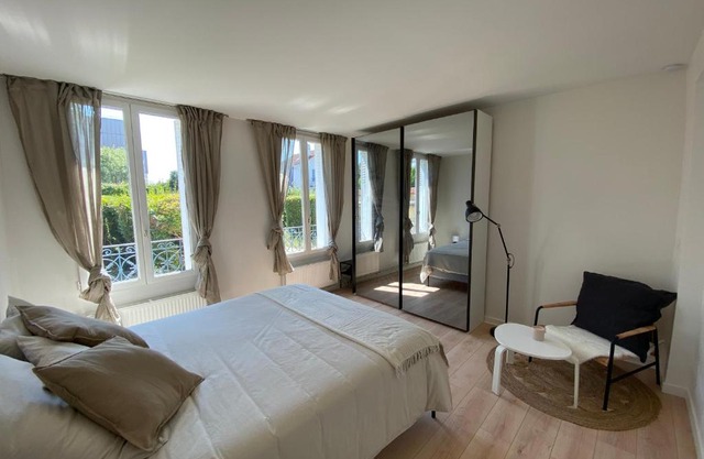 Cozy flat with garden between Paris & Disney