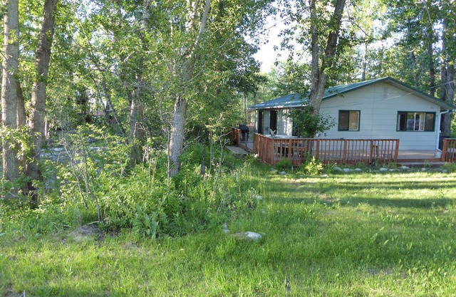 Cozy Getaway in Town! Enjoy Rock Creek Flowing Just Steps from Wrap Round Deck