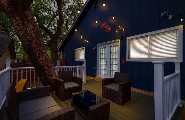 Cozy Good Vibes Getaway