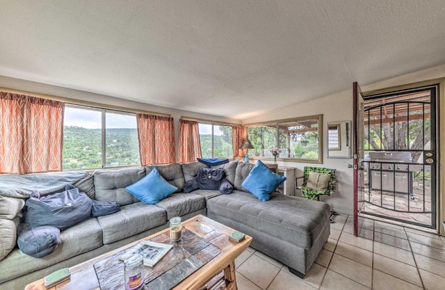Cozy High Rolls Cottage Near Hiking Trails!