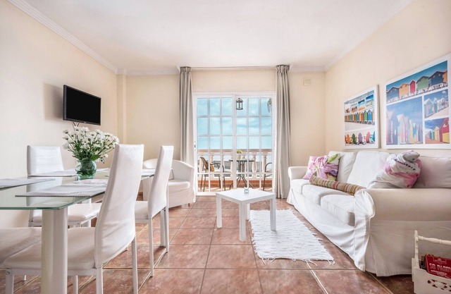 Cozy Holiday Apartment “Apartamento Carla 2C” in Playa San Juan with Sea View