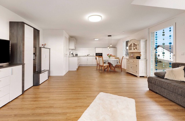 Cozy Holiday Apartment "Kleine Auszeit" with Wi-Fi and Shared Garden