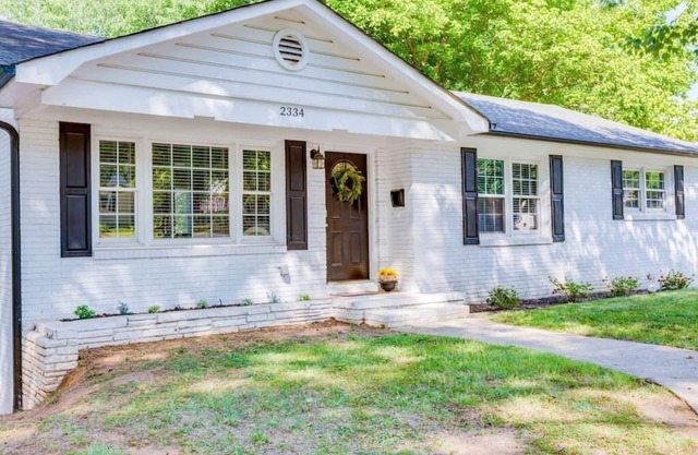 Cozy Home ~7 min to airport&uptown+fire+grill🔥