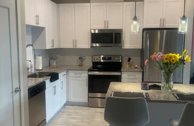 Cozy Home Away from Home 1Bd/1Ba in lovely Savannah