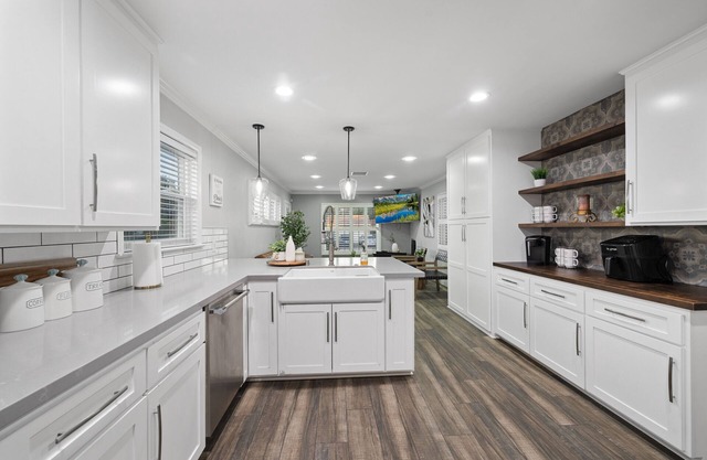 Cozy home central to Disney/LAX