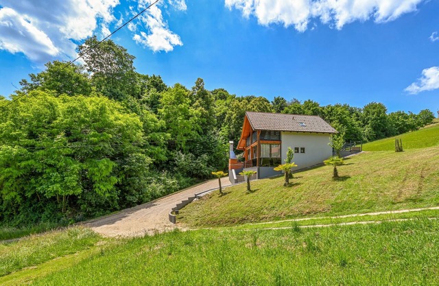 Cozy home in Kapelscak with sauna