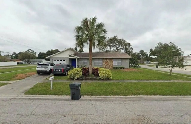 Cozy Home Near Airport and Beach