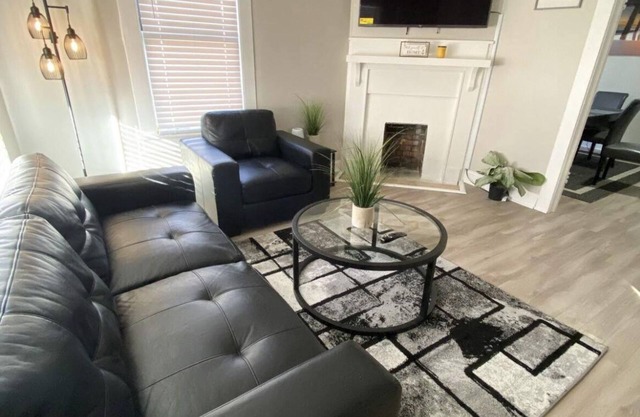 Cozy Home Near Downtown Greenville, East Carolina University & Vidant Health!