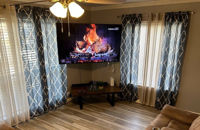 Cozy Home near Downtown Houston and Hobby Airport
