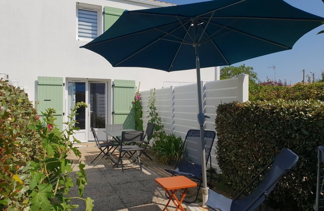 Cozy Maisonette near Beach & Shops in Sunny La Faute-sur-Mer
