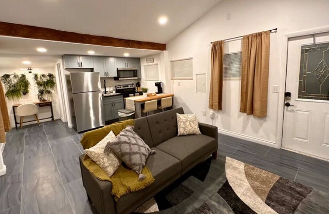 Cozy Miami Haven