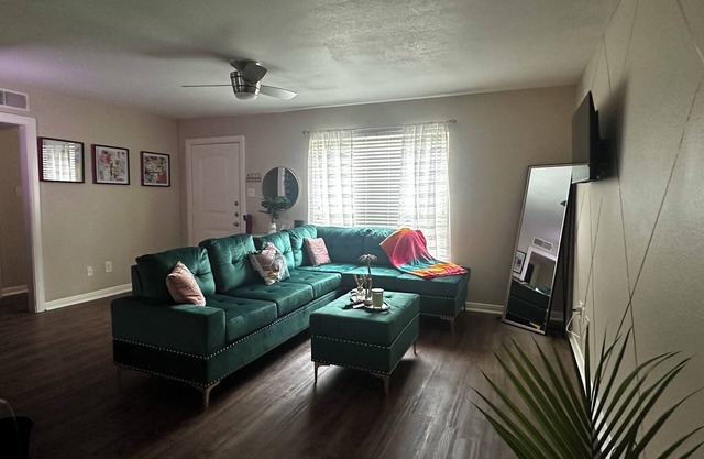 Cozy Miami Nights 2-bedroom apartment in enjoyable Houston