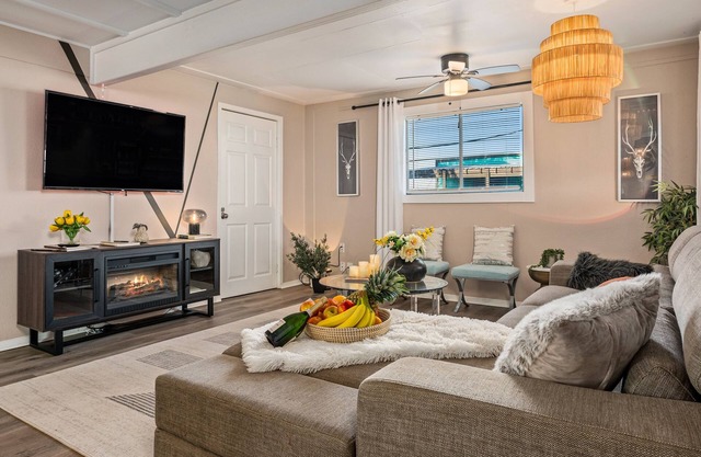 Cozy Mid & Long Stays at Surfside Beach| 31+ Days