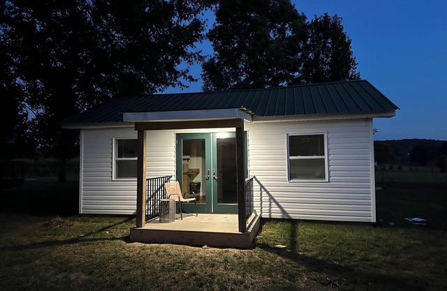 Cozy, modern day tiny house.