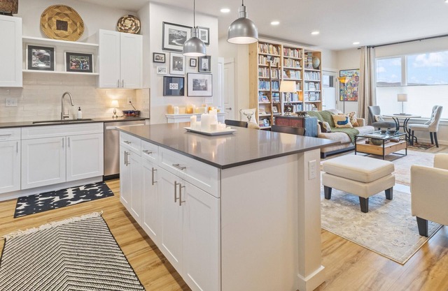 Cozy Mountain Condo close to Yellowstone!