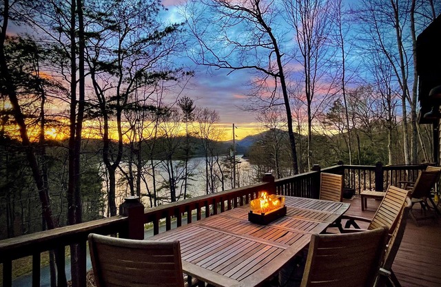 Cozy Mountain Retreat in Bear Paw Resort! Location, Location, Location!