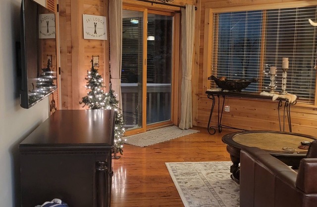 Cozy mountain retreat located on Village Trail with Ski in ski out access.
