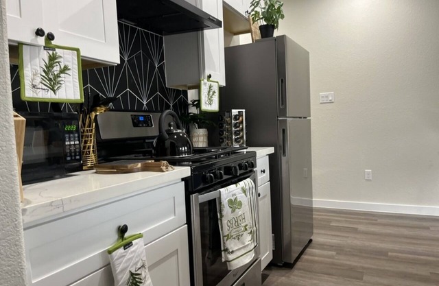 Cozy Near Downtown Houston Home