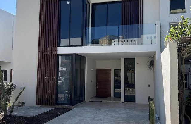 Cozy NEW home Marina PTO Vallarta steps to beach