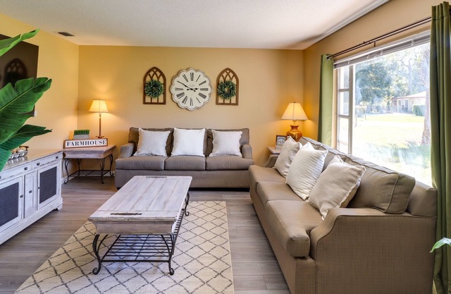 Cozy Ocala Home w/ Game Room ~ 11 Mi to Downtown!