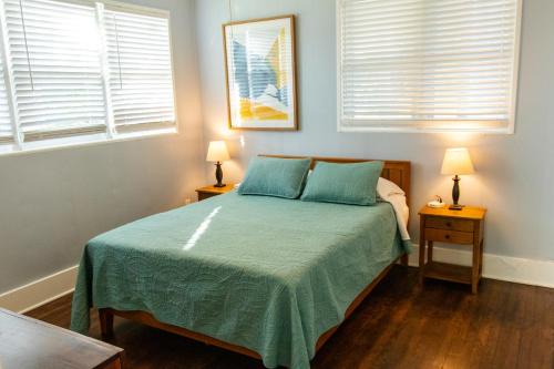 Cozy One Bedroom Unit In the Heart of Jax Beach!