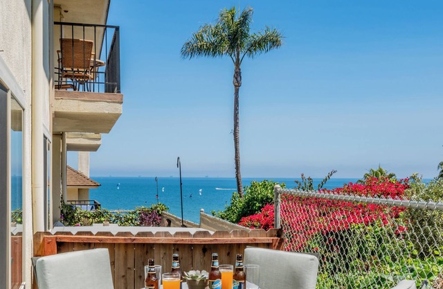 Cozy - Premier Mesa Destination
