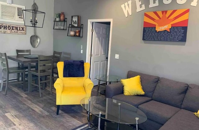 Cozy Private Glendale Guesthouse