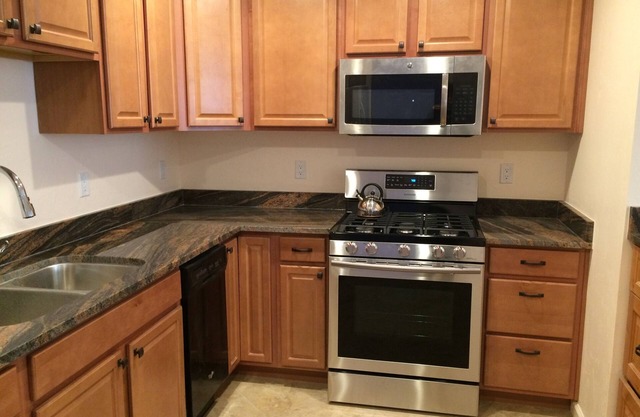 Cozy, Quiet Casita in Nob Hill - Near UNM, Kirtland AFB and Route 66