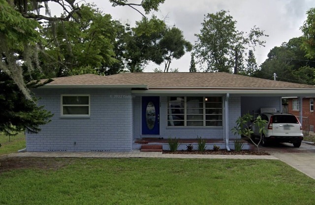 Cozy Remodeled Home Near Downtown & Pet Friendly