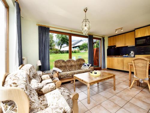 Cozy Retreat in St Vith , cleaning included