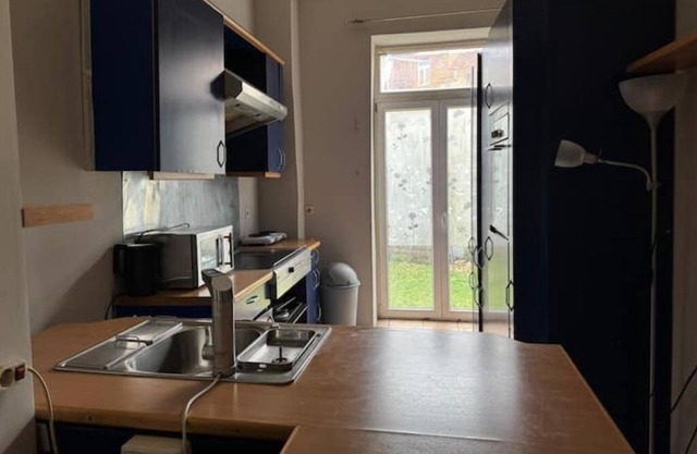 Cozy Room with garden view in the city center