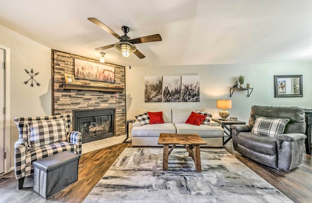 Cozy Ruidoso Condo w/Grill & Mountain Views!