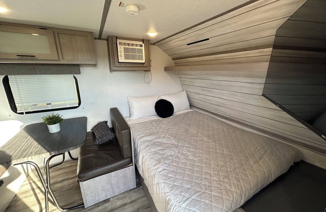 Cozy RV in Pleasant Winston-Salem with AC, WiFi