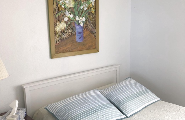 Cozy Seaside Cottage- BEST LOCATION ON THE BAY OF FUNDY SHORE!