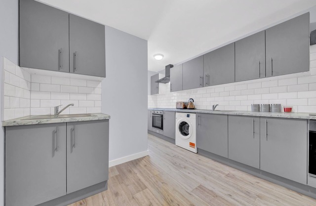 Cozy Serviced Ensuite In West Drayton London TW7