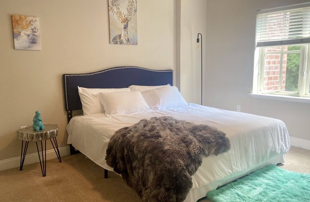 Cozy Southpark Apartment