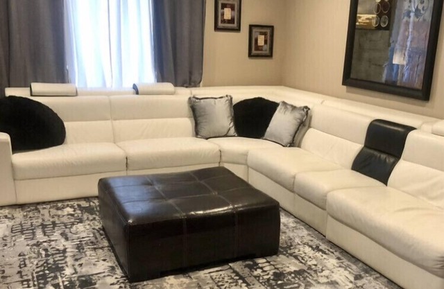 Cozy & Spacious 3-bedroom Townhome