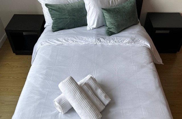 Cozy Stay in El Poblado Work & Explore!