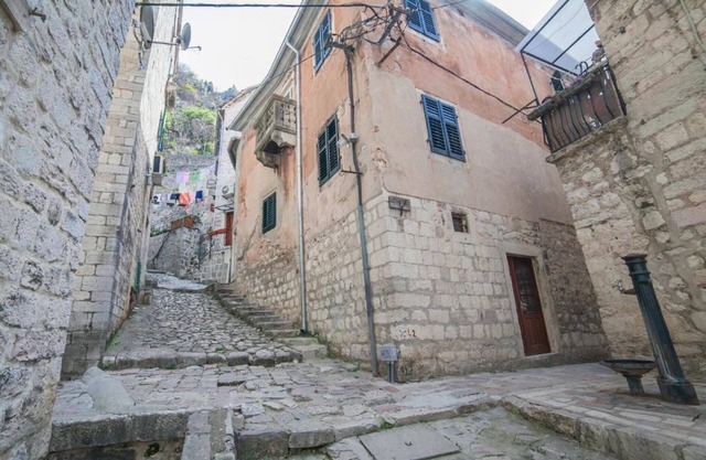 Cozy Stay in Kotor’s Old Town - Studio Apartment