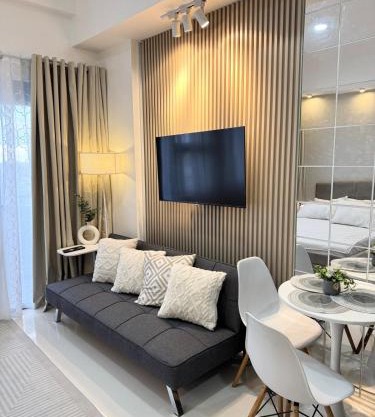 Cozy Staycation Studio in Iloilo by Alfasuite Iloilo