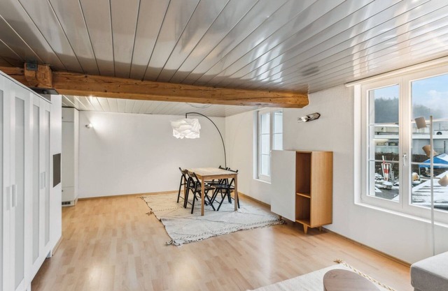 Cozy Studio Charm Sum