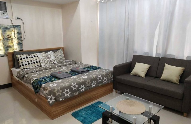 Cozy studio unit @ Viceroy Condo, Mckinley Taguig