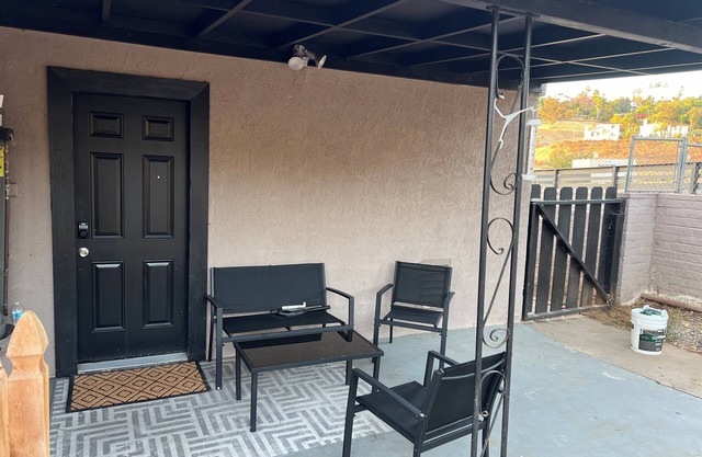 Cozy studio with AC and WiFi in charming La Mesa