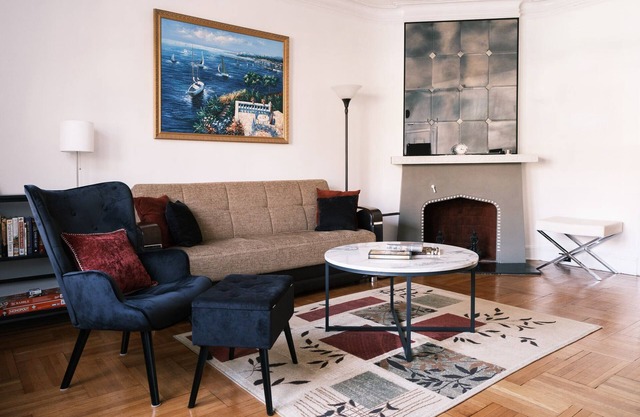 Cozy suite in Jackson Heights