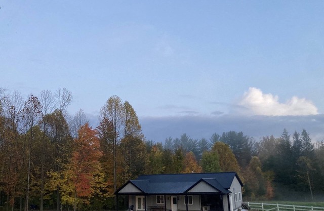 Cozy two bedroom house close to Middlefield, and not far from Route 80 and 422