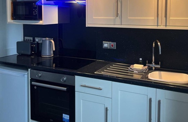 Cozy Two Bedroom Chalet in Sidmouth