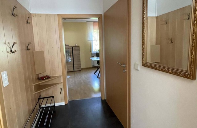 Cozy vacation apartment on the upper floor - Haus am Berg