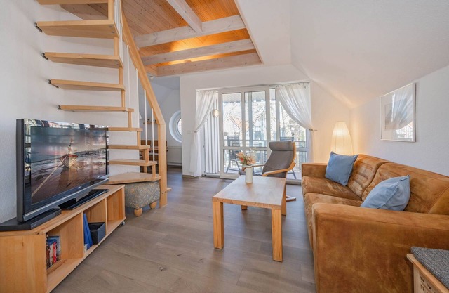 Cozy vacation apartment with balcony, only 50 m to the beach