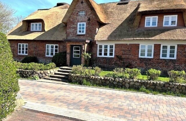 Cozy vacation apartment in Utersum near the beach.