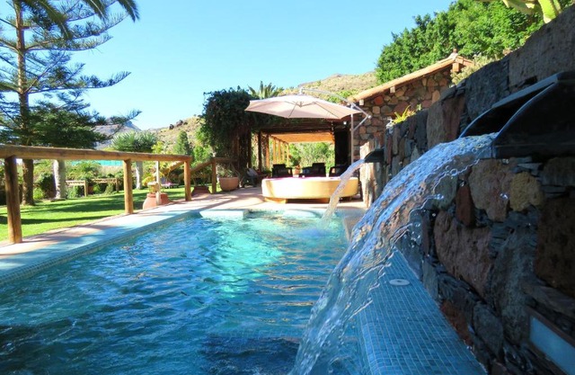 Cozy villa in San Bartolomé, 130 m², pool